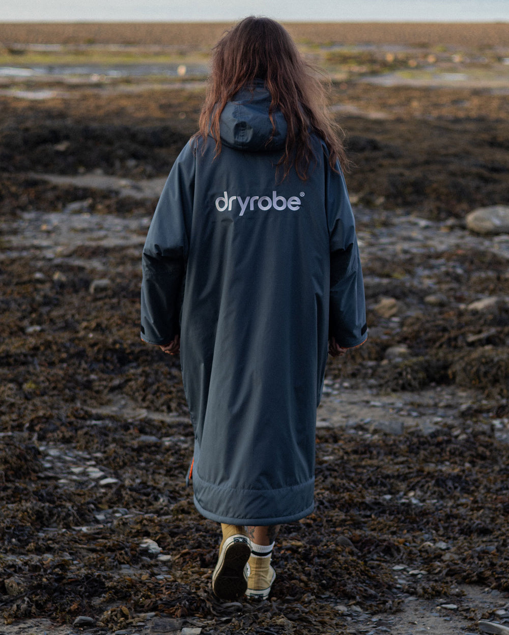 dryrobe Advance Long Sleeve - Dark Grey/Orange