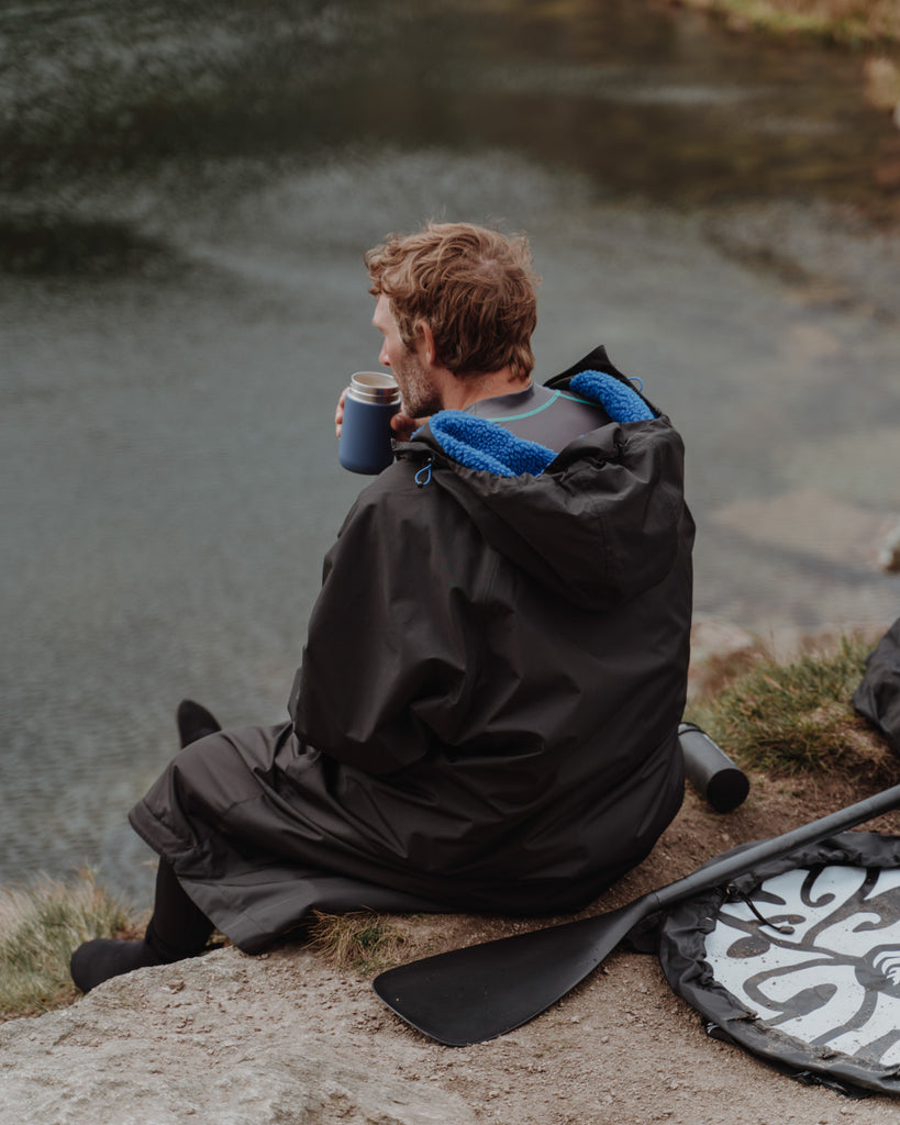 Four Seasons - Waterproof Robe - Black