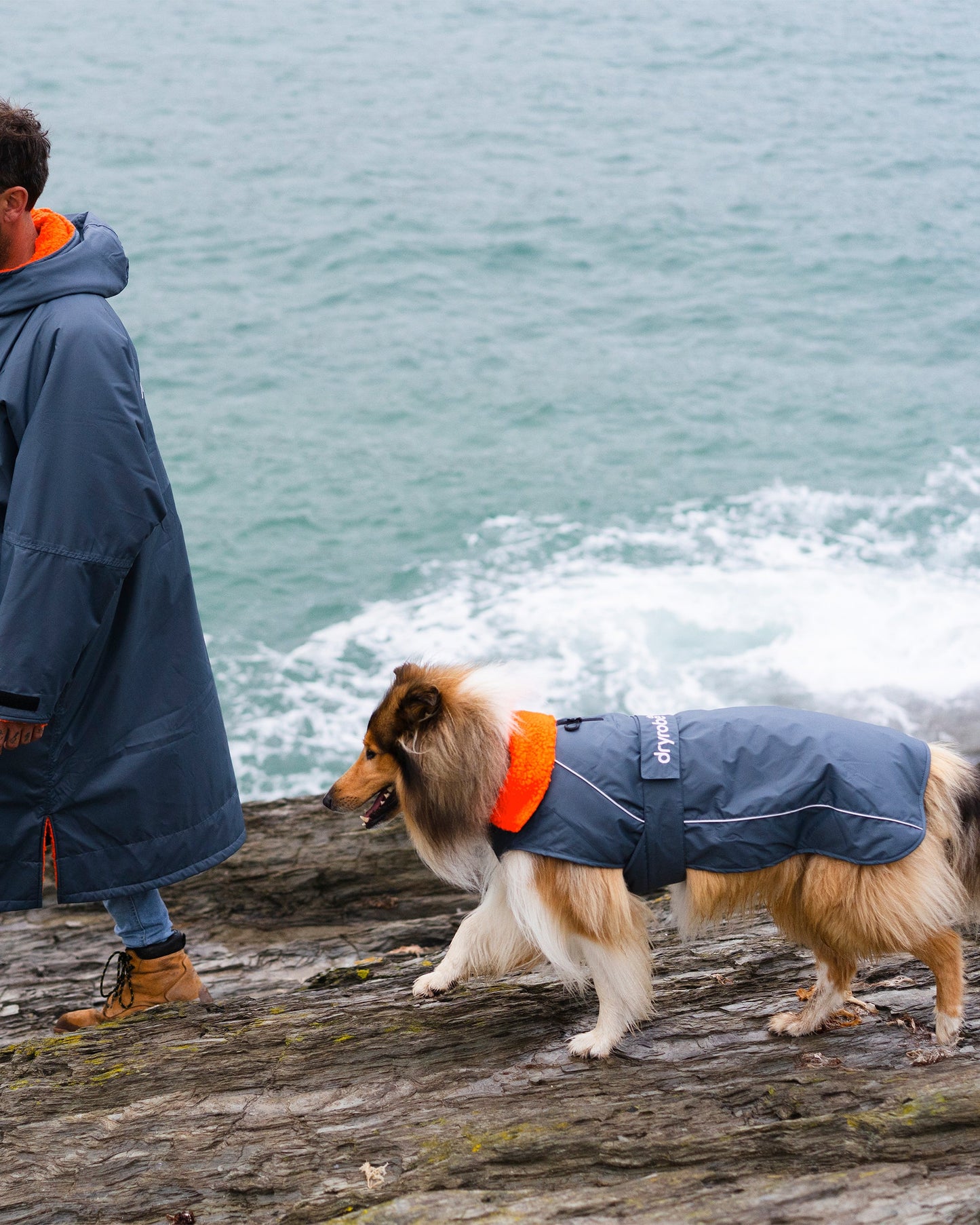 Dryrobe Dark Grey Orange Dog Coat