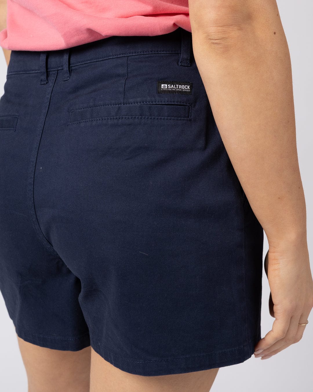 Cara Womens Mid Rise Chino Shorts in Blue