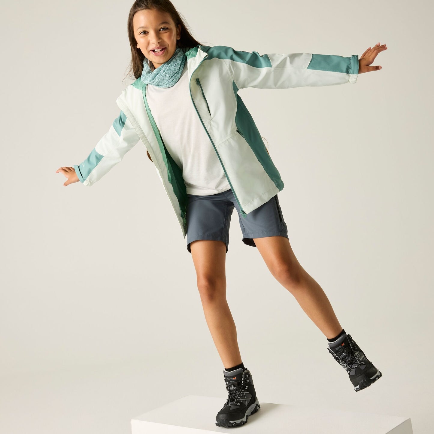 Kids' Calderdale III Waterproof Jacket | Ivy Moss Ocean Mist