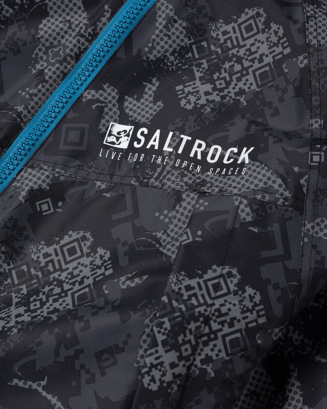 Digicamo - Kids Changing Robe - Black/Blue