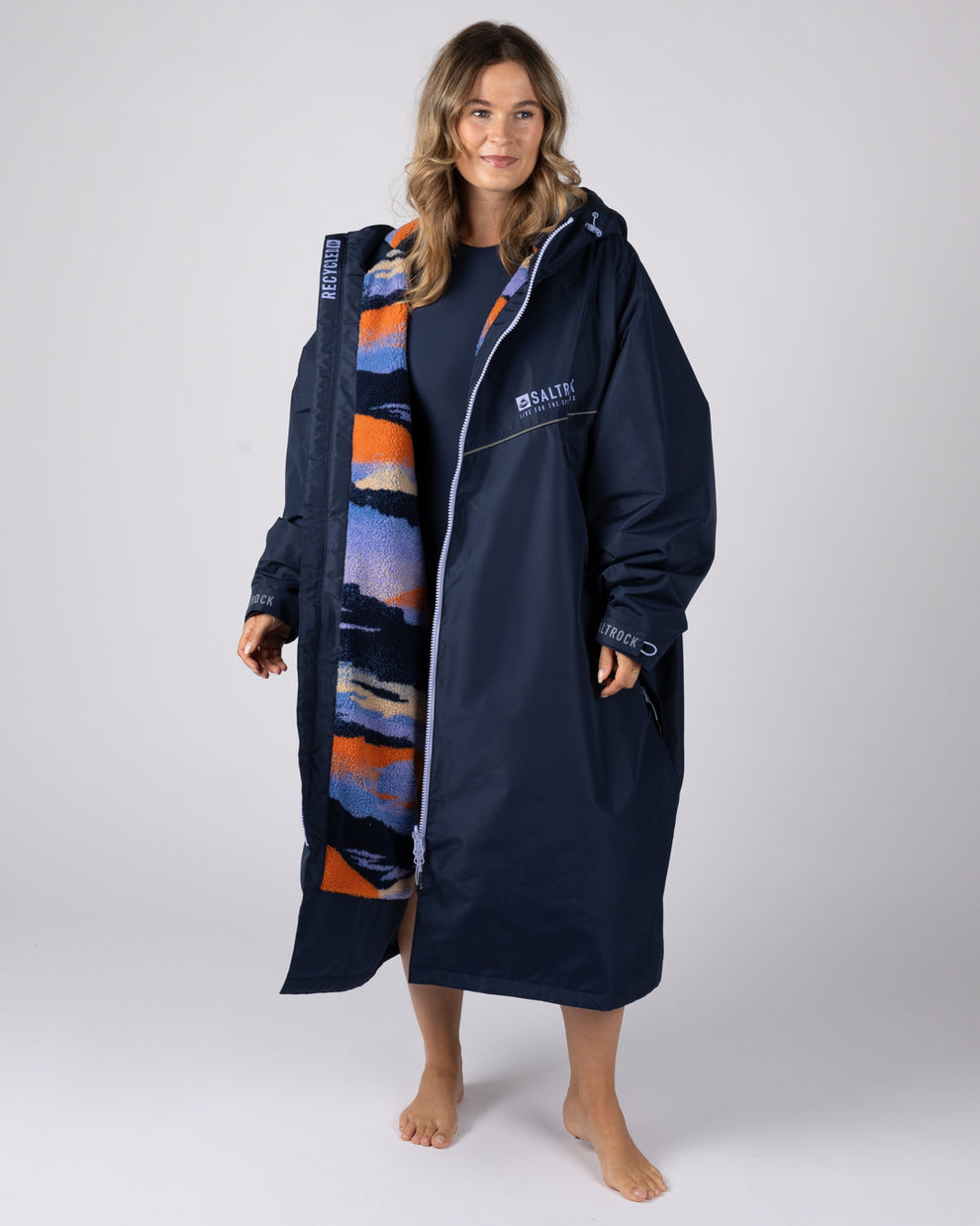 Mountain Haze Changing Robe in Blue