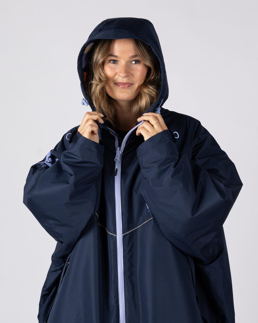 Mountain Haze Changing Robe in Blue