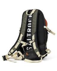 Trek Utility Shoulder Bag in Green