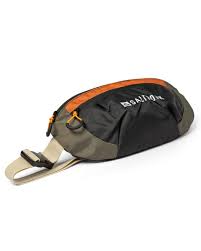 Trek Crossbody Hip Bag in Green