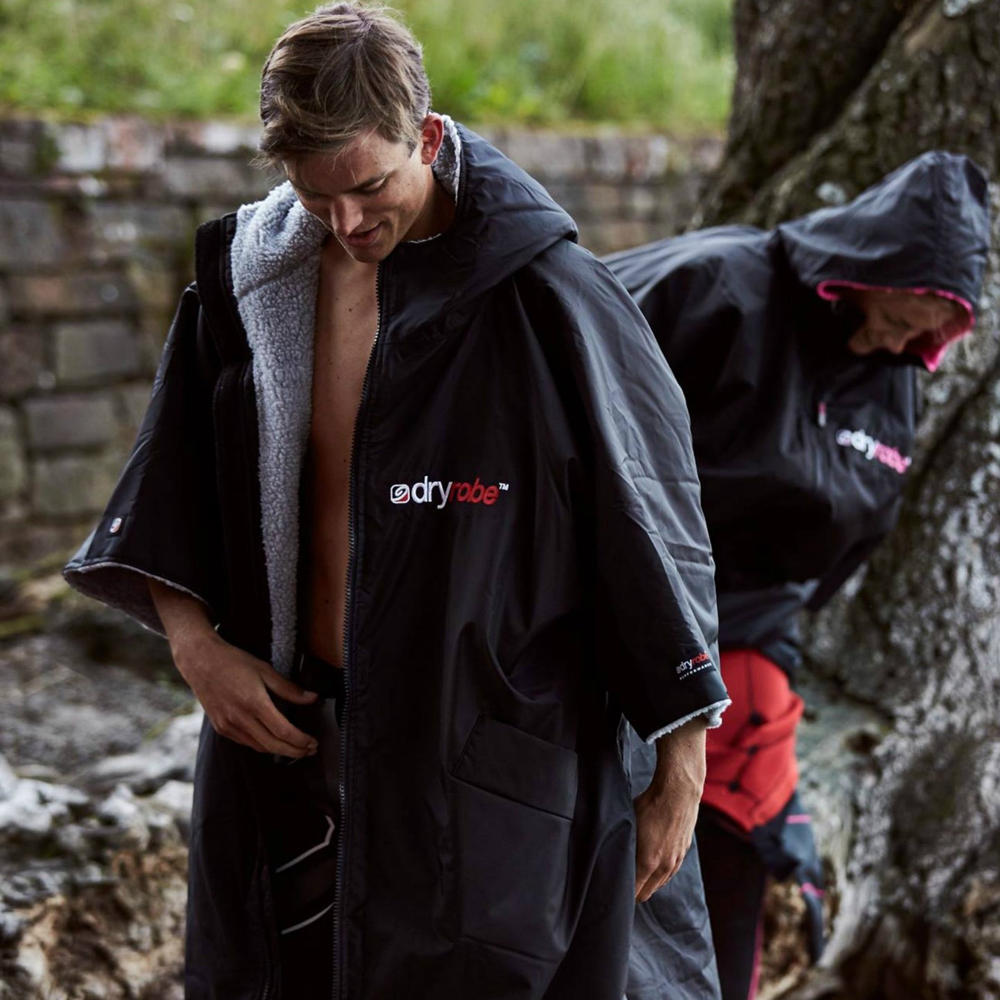 Dryrobe - Short Sleeve Black/Grey