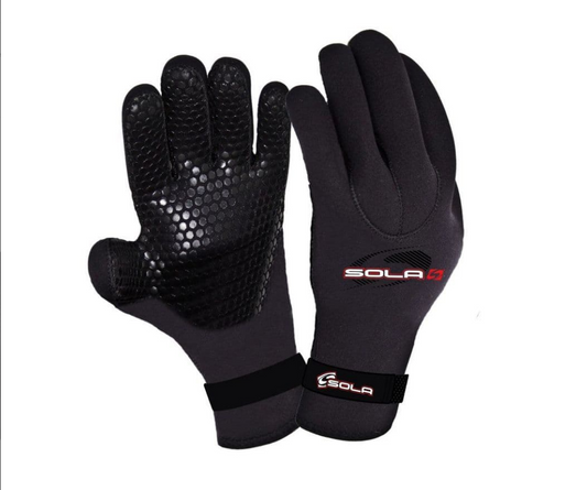 Sola 3mm Titanium DL Glove